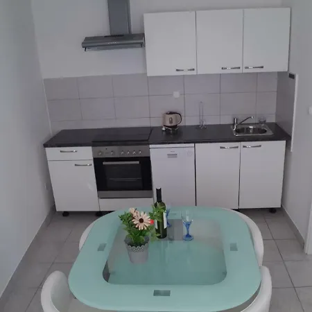 Vlahov Apartment Sibenik